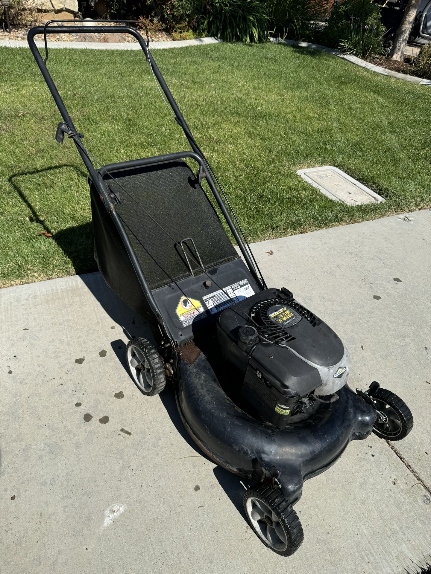 Lawn Mower 