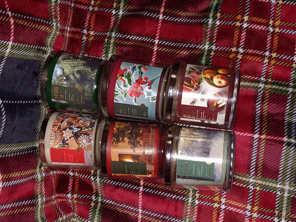 Christmas Candles 6 NEW 