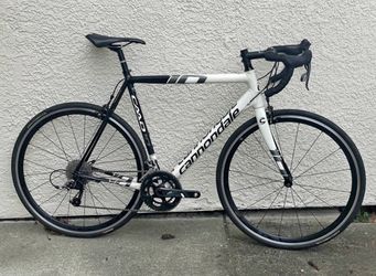 Roadbike Cannondale CAAD 10