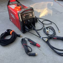 Lincoln Electric Power Mig 215 MPi 