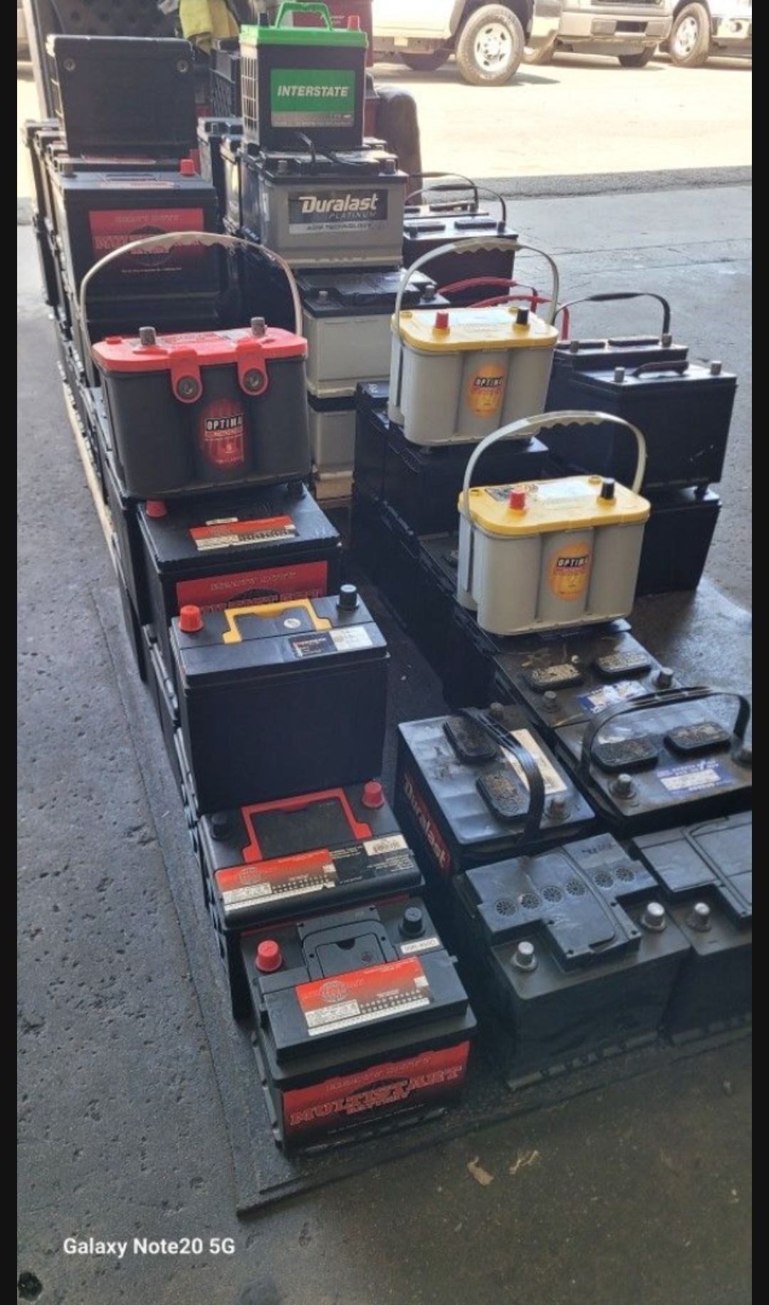 Car Batteries 24f H5 34 78 65 48 49 47 H6 H7 51r 94r 86 H8 H9 Truck SUV And Car Battery with Warranty. FIRM Price is $59.99 Bateria Carro Car Battery