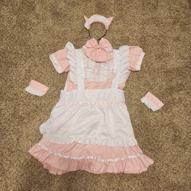 💕 Cute Pink & White Maid Costume 💕