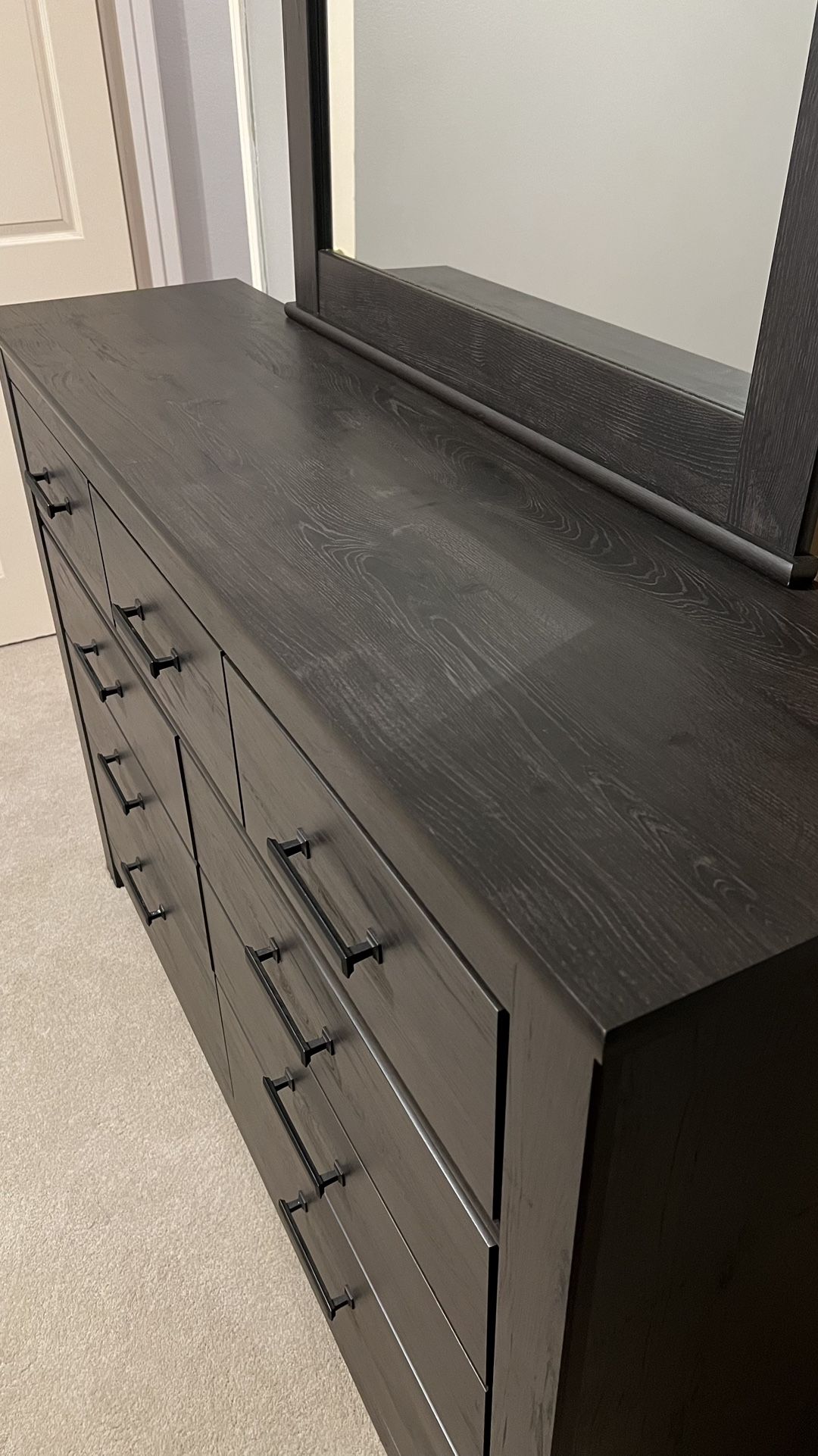 Ashley Brinxton 7 Drawer Dresser and Mirror