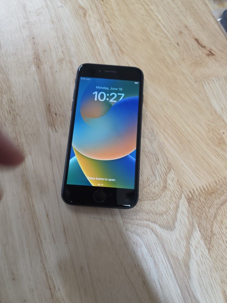 IPHONE 8***64GB****UNLOCK ANY SIM
