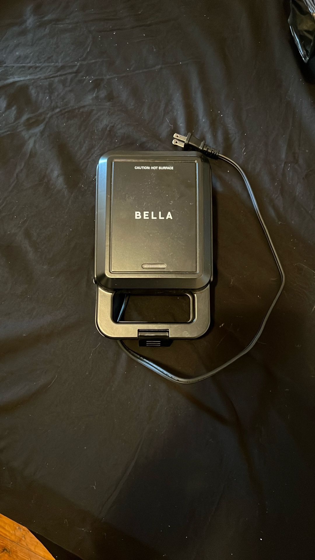 A hot sandwich maker and a microwave
