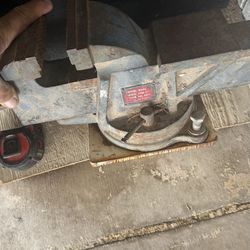 Tornillo de mesa 5 “