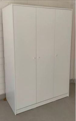 KLEPPSTAD
Wardrobe with 3 doors, white,