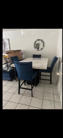 Marble Table 4 chairs
