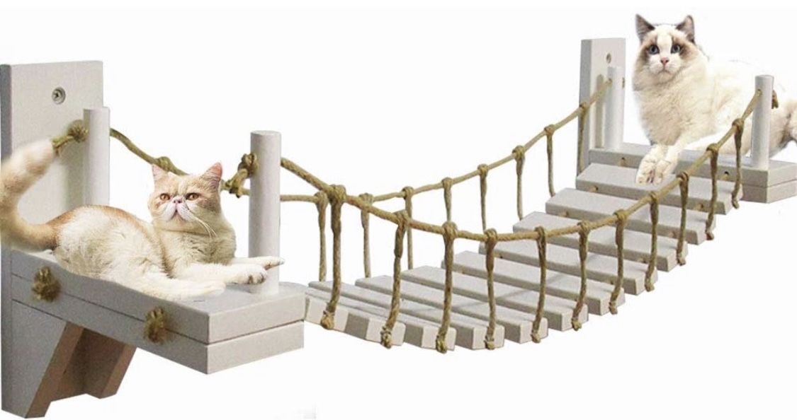 Cat Tower Bridge Toy