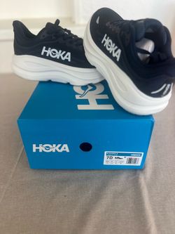 HOKA Bondi 9 - Women’s Size 7D