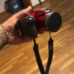 Nikon B500 