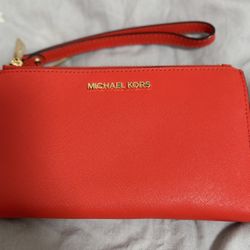 Michael Kors Wristlet