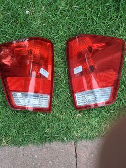 2010  NISSAN TITAN  REAR LIGHTS