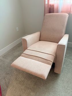Pink Recliner $130
