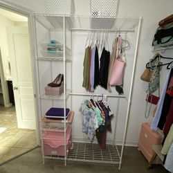 Freestanding Clothing Rack Vipek