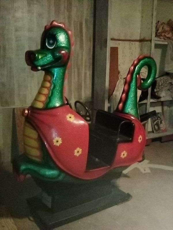 Kiddie coin ride puff the magic dragon for Sale in