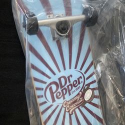 DR PEPPERS SKATE BOARD NEW