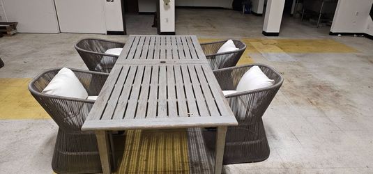 HARWARE RESTORATION PATIO SET