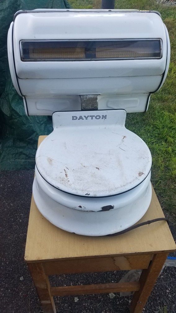 Dayton / Hobart Scale