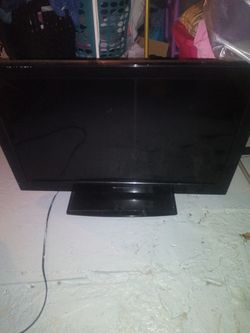32inch Emerson tv (broken)