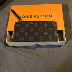 Louis Vuitton Pouch