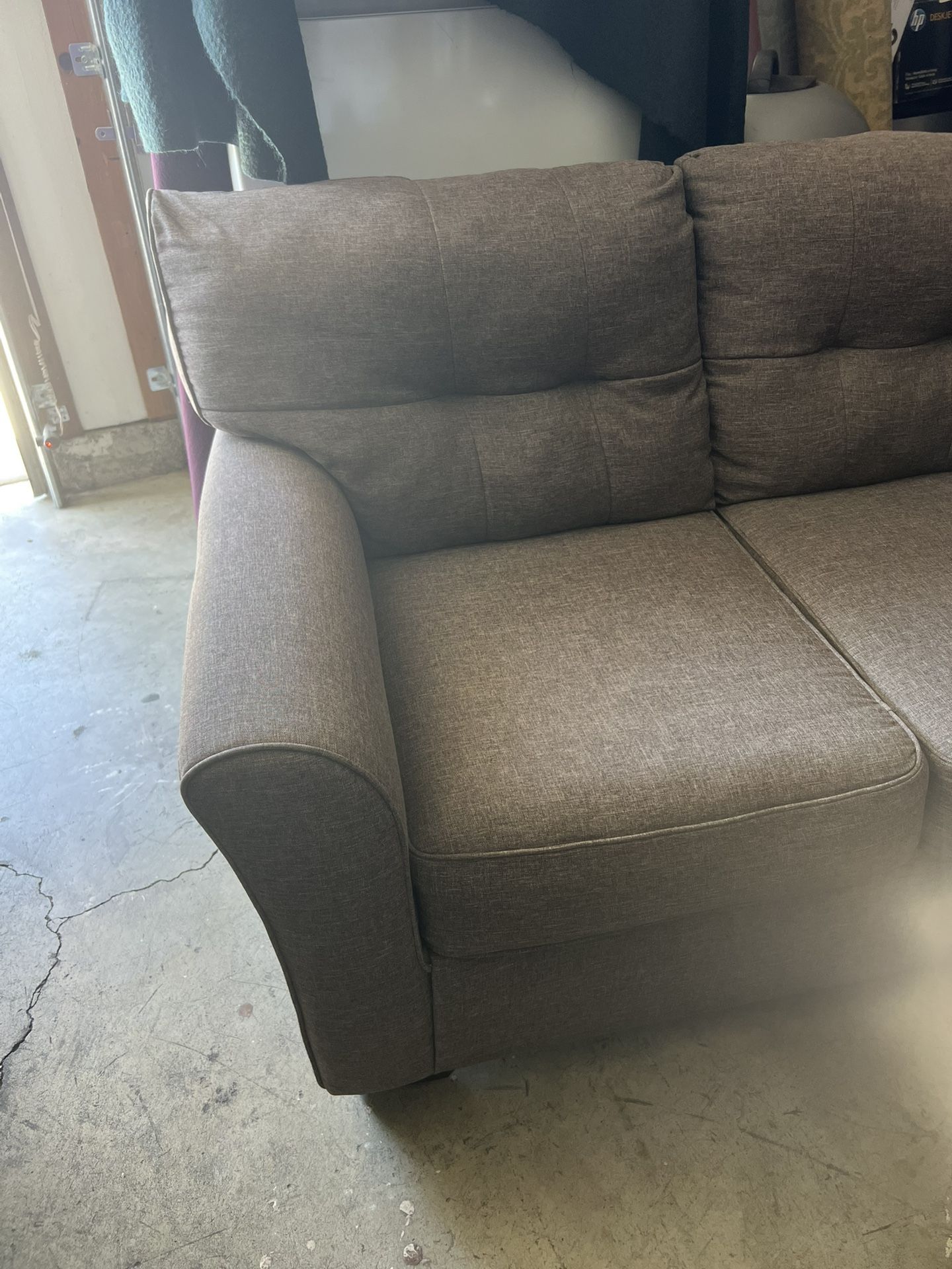 Loveseat Excellent Condition