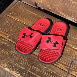 $2 Used Sandals Size 5Y