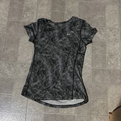 12 EXERCISE OUTFITS 