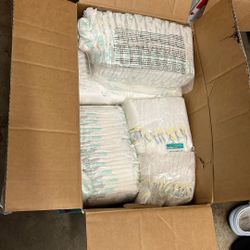 Full Box Of Pampers Size 1