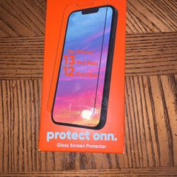 iPhone 12/13 Pro Max Screen Protector Case!