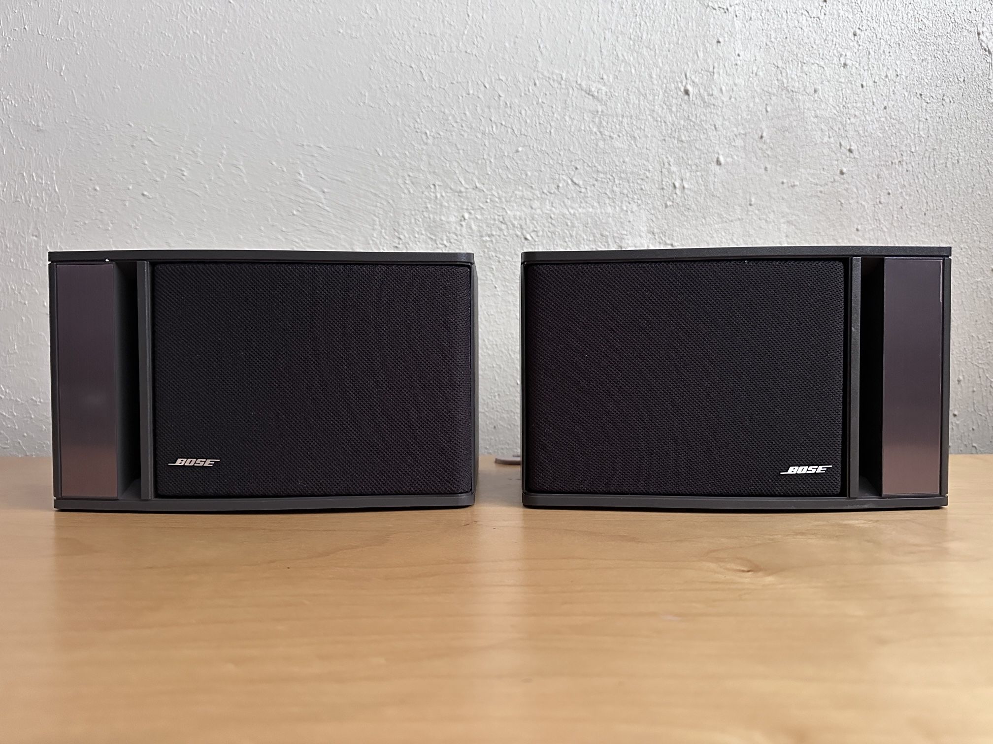 Bose 141 Bookshelf Speakers Gray Black Pair Full Range