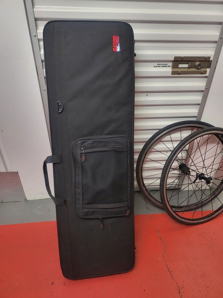 Gator BASS/GUITAR CASE