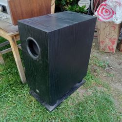 Onkyo Subwoofer