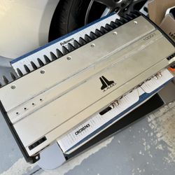 JL Audio 1000/1 monoblock amplifier