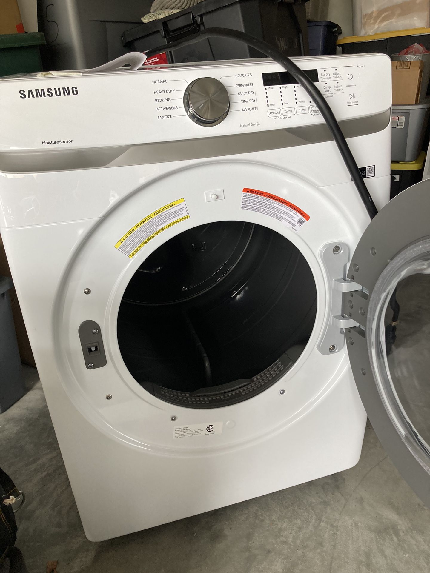 2023 Samsung Washer/Dryer ( Stackable- White)