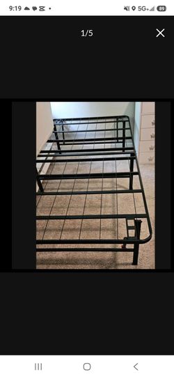 Portable twin bed with mattress