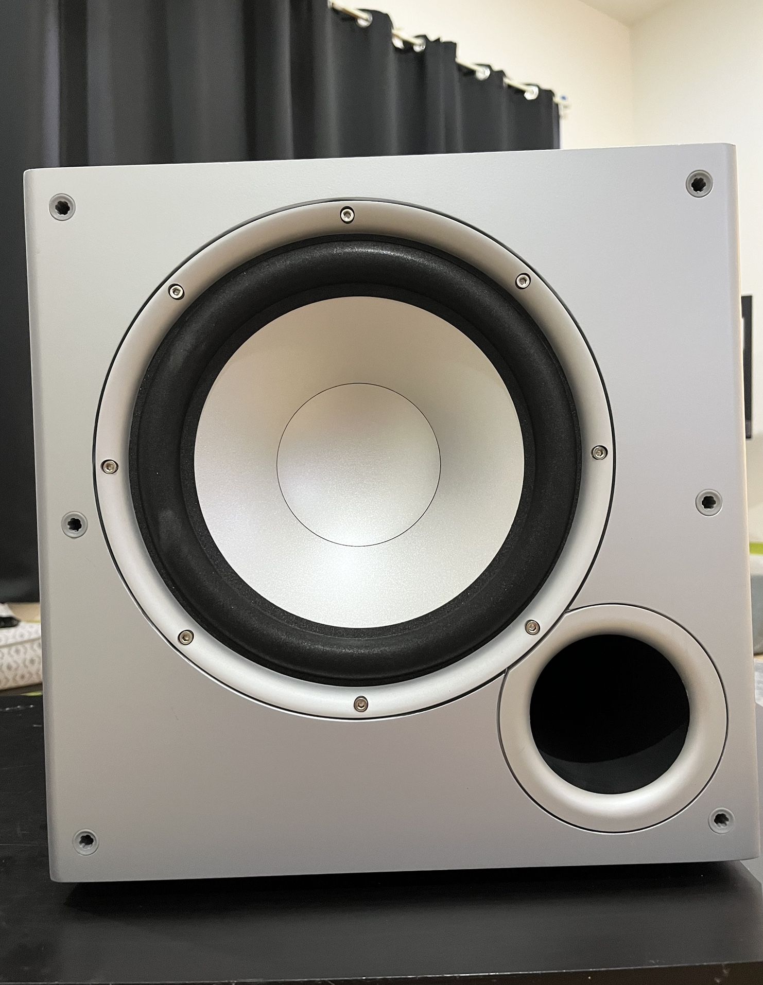 Polk Audio 10" Powered Subwoofer โ 100W Deep Bass ๐
