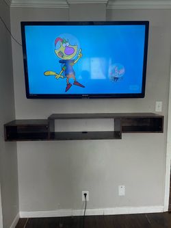 Floating shelf