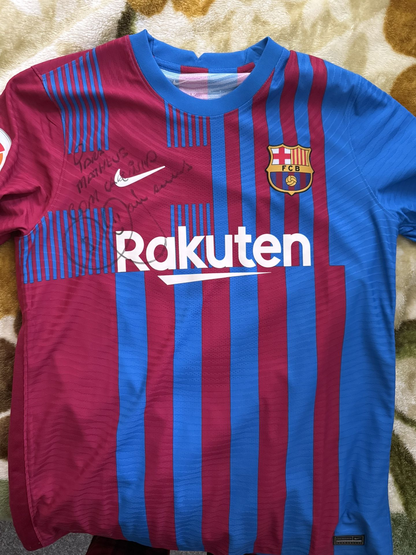Signed Dani Alves Barcelona shirt