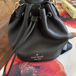 Black Kate Spade crossbody