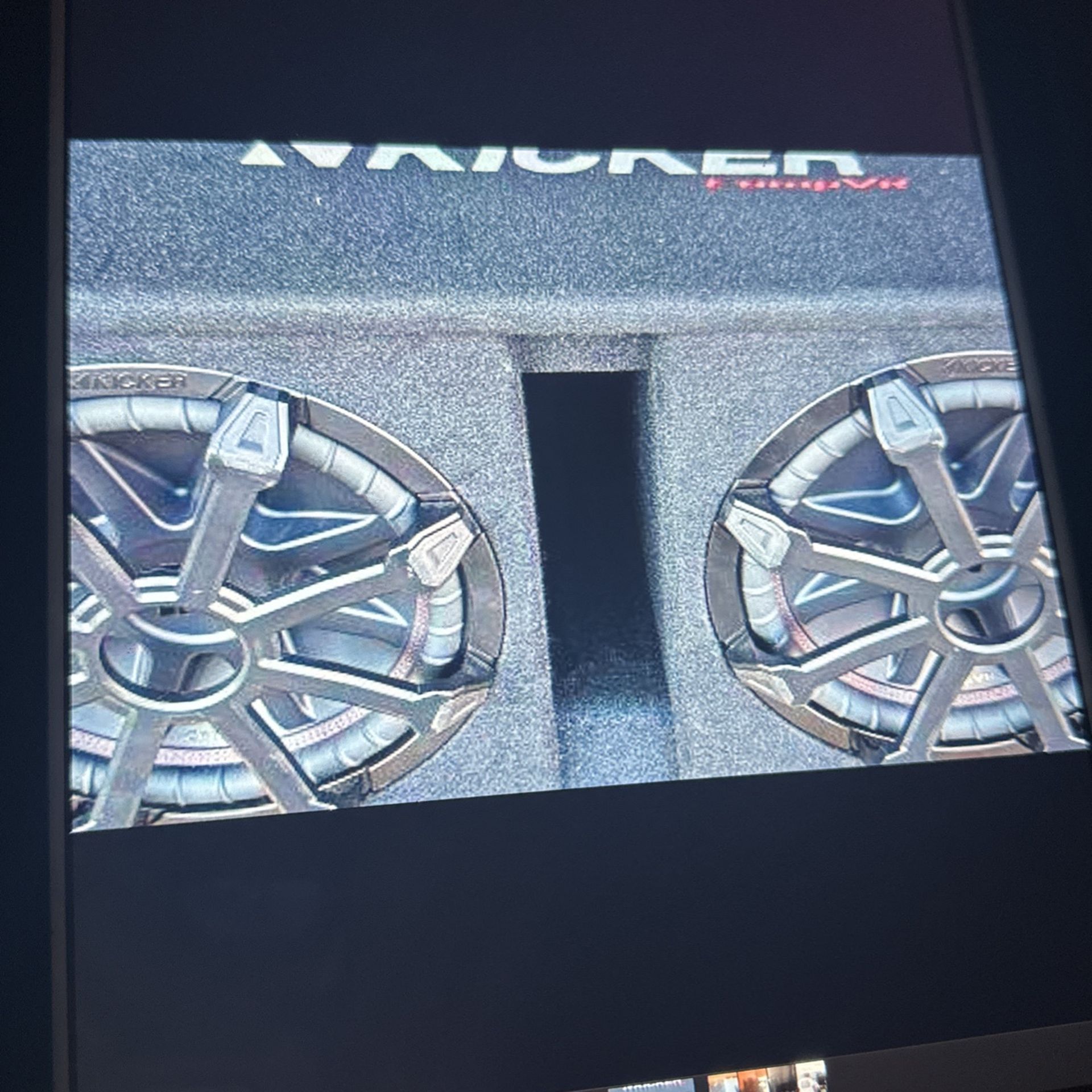 Kicker Comp 12’s & Brand New 1200 Watt Xenon