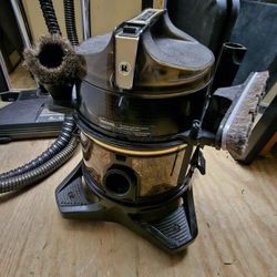 Rainbow Vacuum E2 W/ Attachments