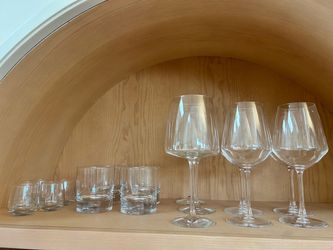 Wine glasses, cocktail glasses, shot glasses