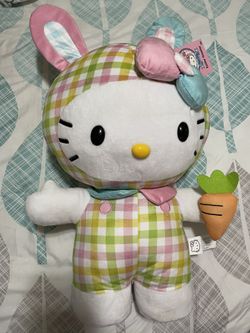 Hello Kitty Easter Greeter