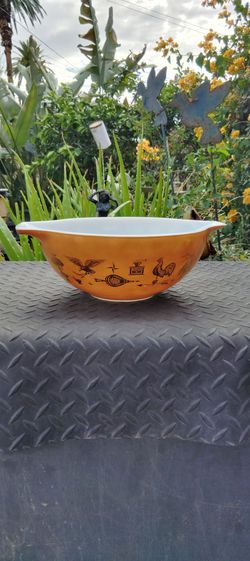 Pyrex Early American 444 4Qt. Bowl