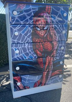Spider-man 5 drawer (( limited edition