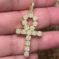 10k Diamond Pendant 