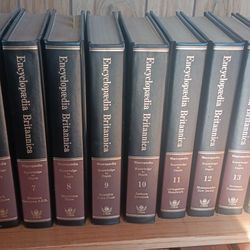1975 Encyclopedia Britannica 
