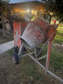 Concrete mixer