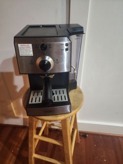 Giving espresso machine